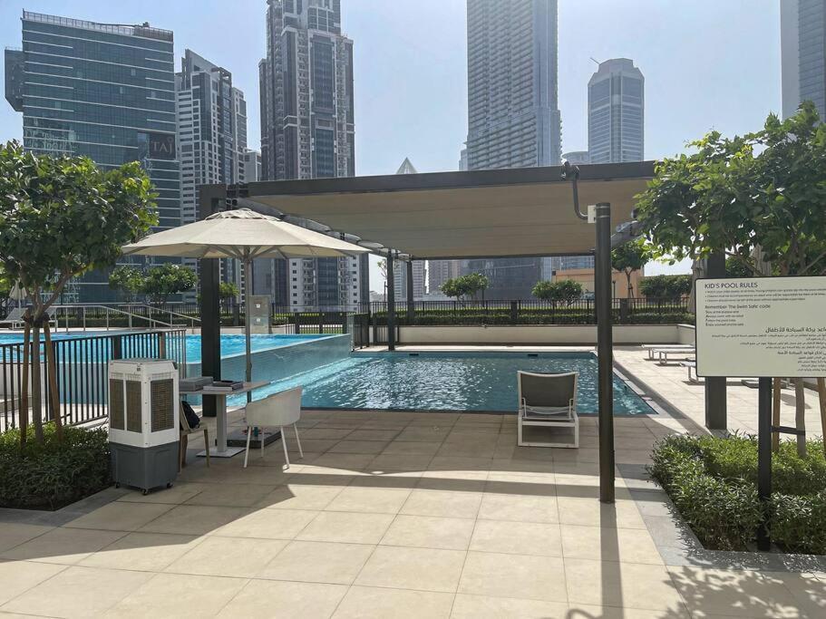 2br-fountain & Burj Khalifa View - Near Mall * Dubai