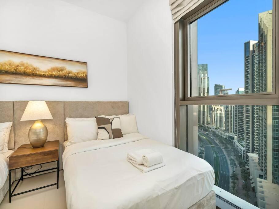 2br-fountain & Burj Khalifa View - Near Mall * Dubai